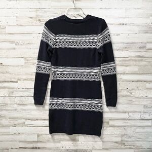 H&M L.O.G.G Label Of Graded Goods Navy and White Patterned Sweater Dress